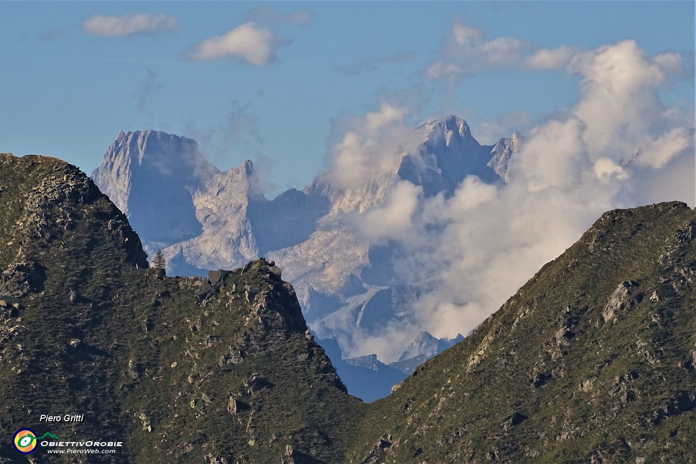 51 Splendido zoom su Badile e Cengalo.JPG